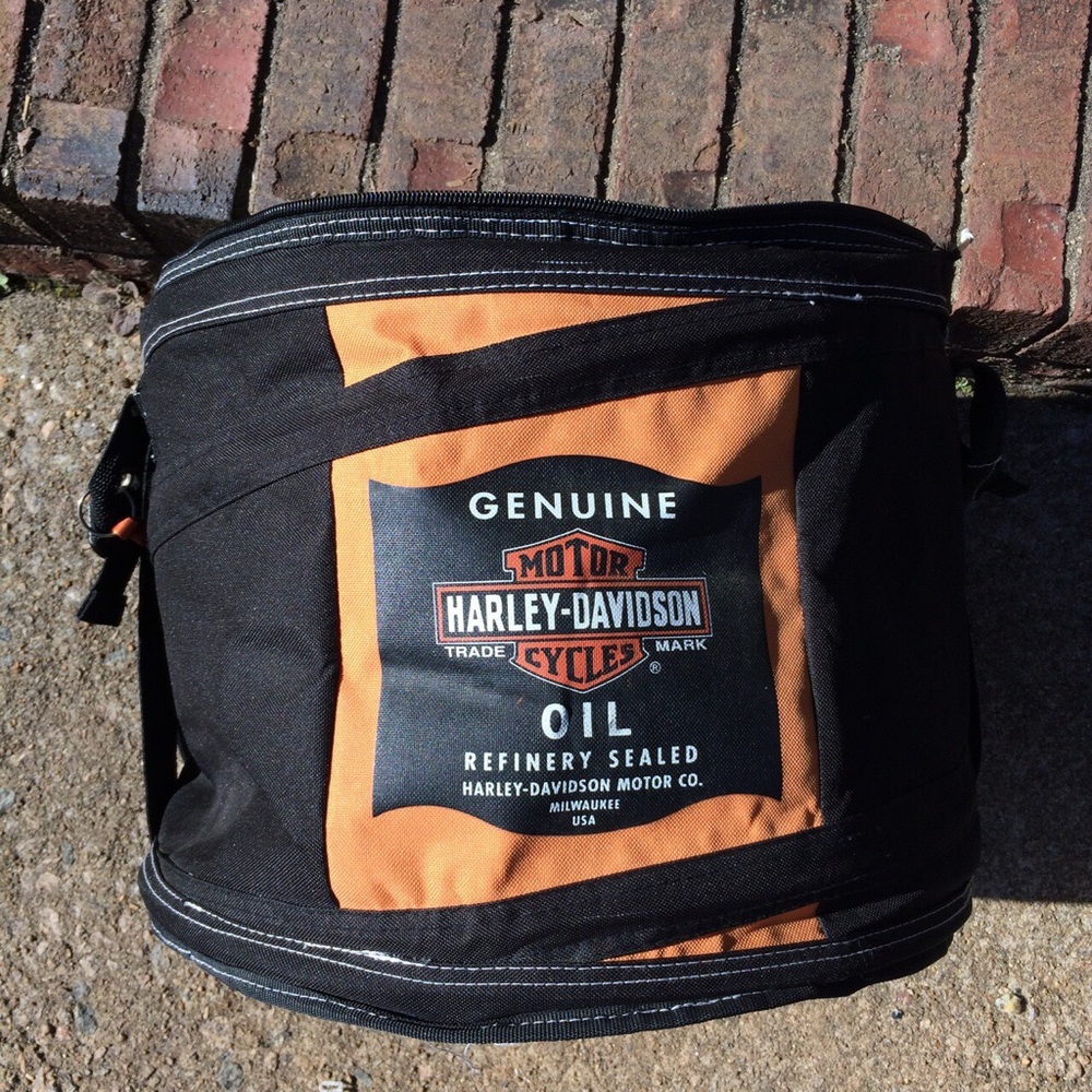 HARLEY DAVIDSON COLLAPSABLE BEER COOLER